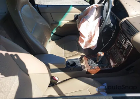 1997 BMW 3 Series 2.8L z USA, uszkodzony, nr VIN 4USCJ3321VLC01188